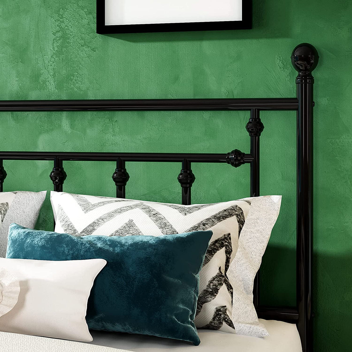 Full Size Black Metal Platform Bed Frame with Headboard and Footboard V774